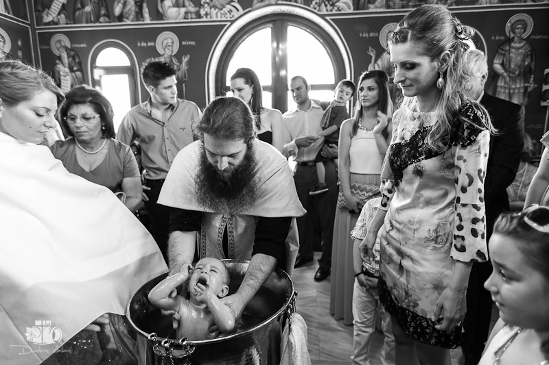 Φωτογραφίες Βάπτισης από την Παναγίτσα Πάχης Μεγάρων. 