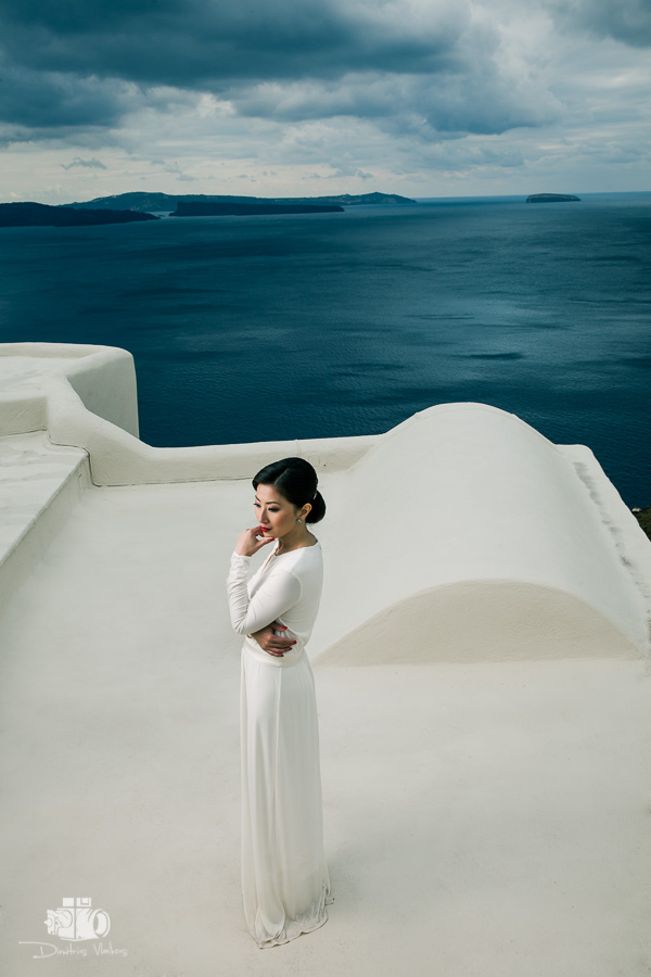 pre_wedding_photoshoot_Santorini_Oia_Greece 02