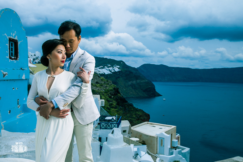 Wedding Photographer in Santorini / Oia for Chinese Couple