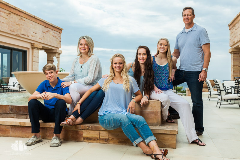 Family Photoshoot at Cape Sounio