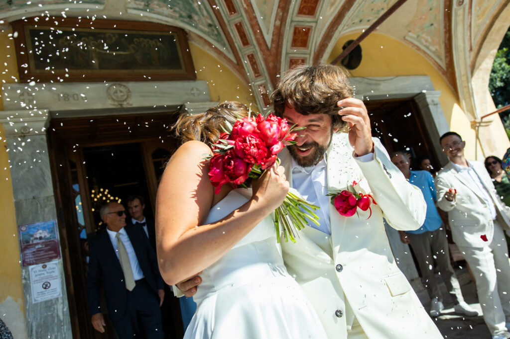 Julie and Nicolas_romantic_wedding_Mitropoli_aegina_photographer-1_saliarelis_party_