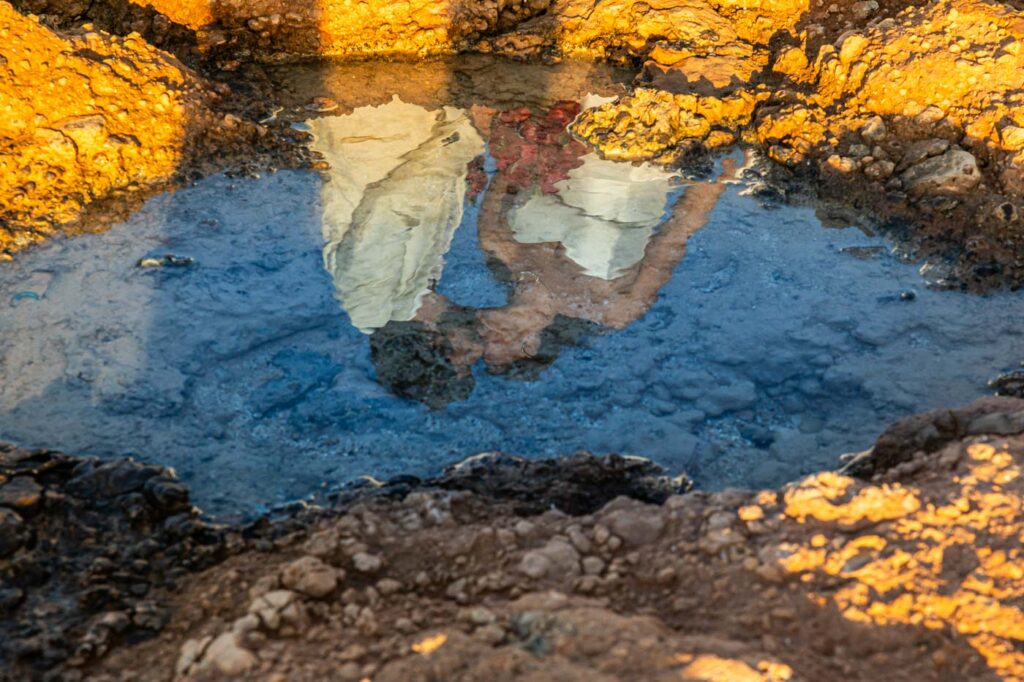 Julie and Nicolas_romantic_wedding_Mitropoli_aegina_photographer-1_saliarelis_party_